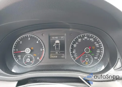 2015 Volkswagen Passat 2.0L Tdi Se из США, поврежденный, VIN 1VWBV7A35FC022768